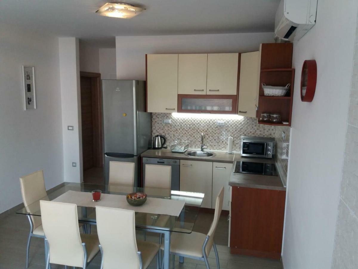 Apartment Marina Trogir Eksteriør billede