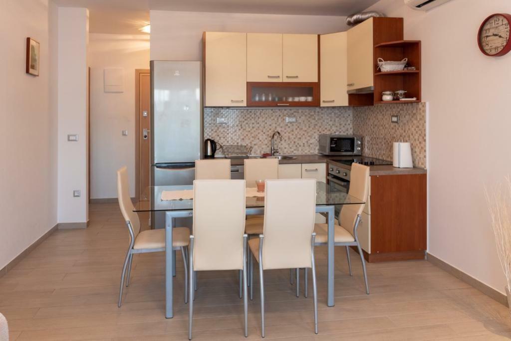 Apartment Marina Trogir Eksteriør billede